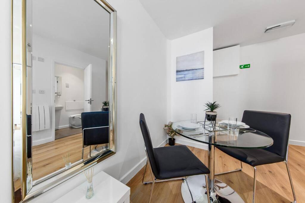 Stylish Sleep6 Flat At Iconic Piccadilly Circusvr6 Lejlighed London Eksteriør billede