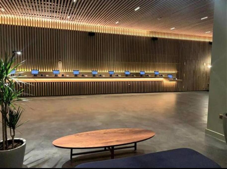 Stylish Sleep6 Flat At Iconic Piccadilly Circusvr6 Lejlighed London Eksteriør billede